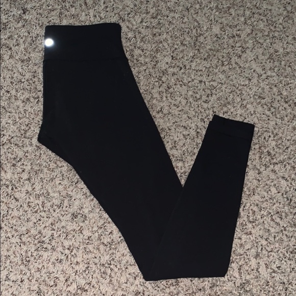 Wonder Under LuLuLemon LEGGINGS <3 - Picture 3 of 3